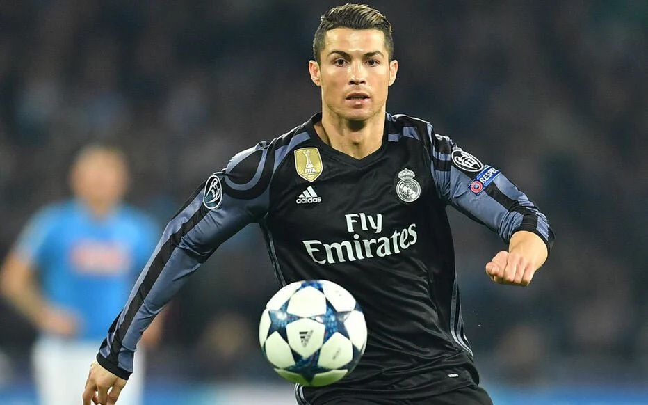 لباس مشکی رونالدو در رئال مادرید فصل 2016/17