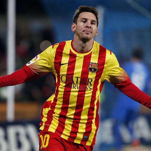 لباس دوم مسی در بارسلونا 2013/14