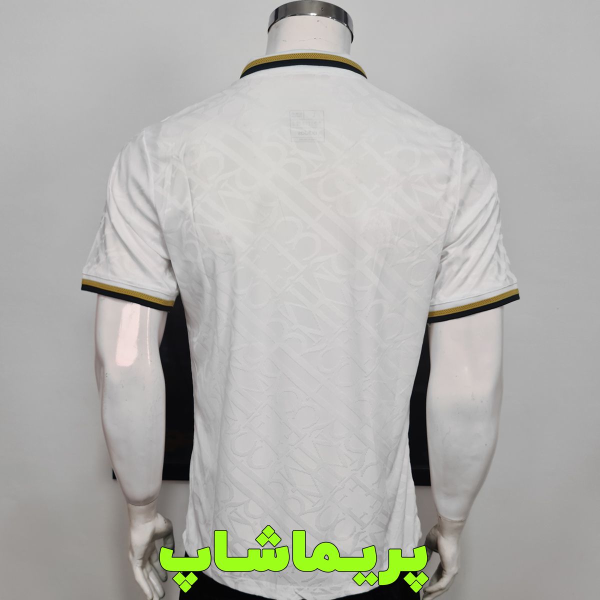 لباس پلیری سفید سوم رئال مادرید 2025 لباس پلیری سفید سوم رئال مادرید 2025
