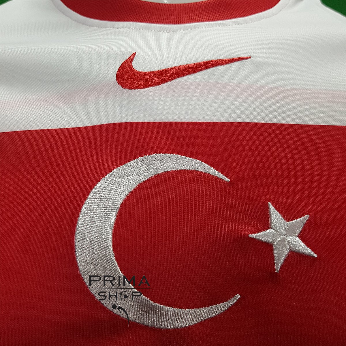 لباس دوم تیم ملی ترکیه 2022